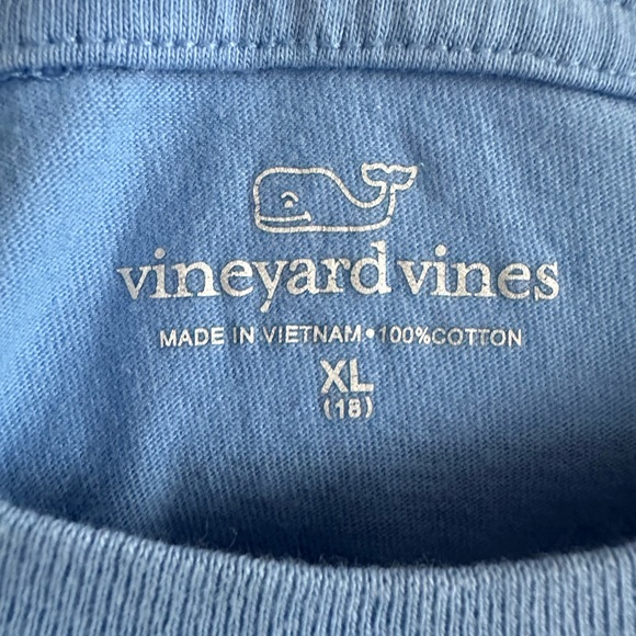 Vineyard Vines Tee, XL - Picture 3 of 3